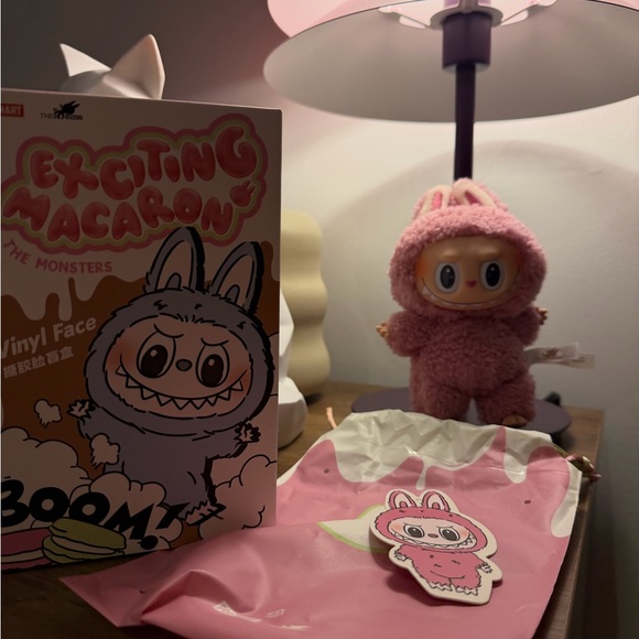 POP MART LABUBU LYCHEE BERRY - Picture 2 of 4